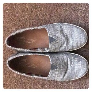 TOMS slide in shoes Sz 6W